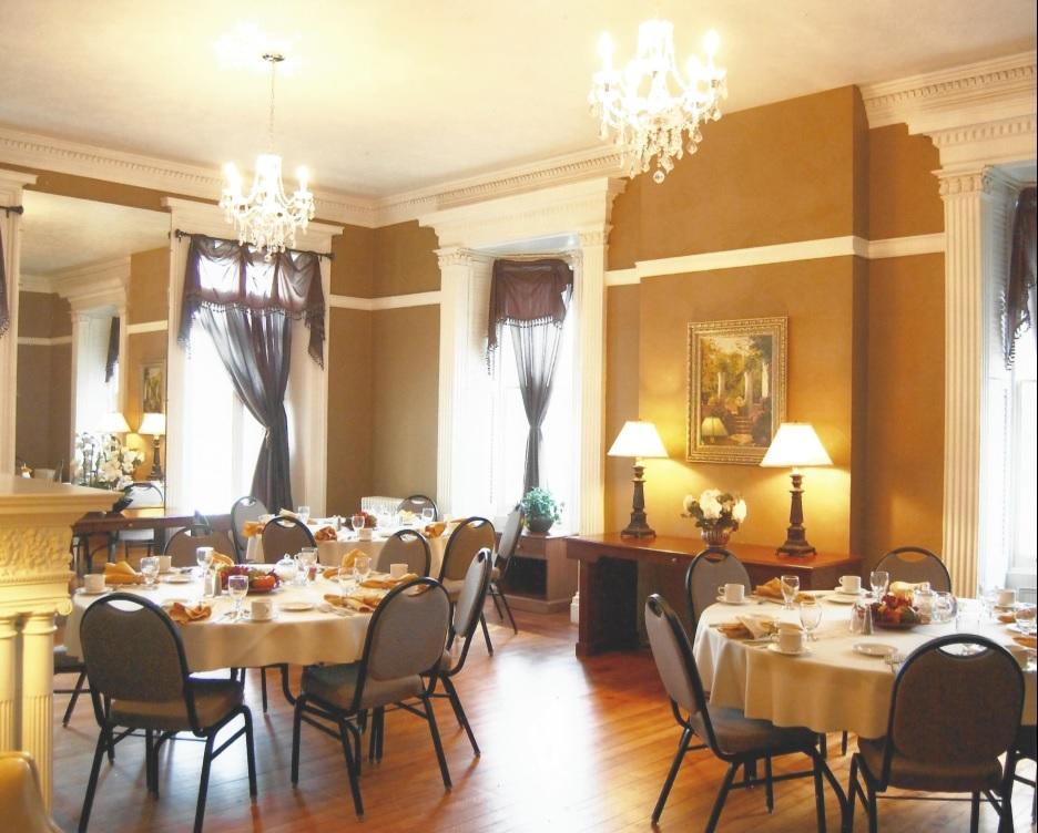 Beacon Hotel Осуиго Экстерьер фото